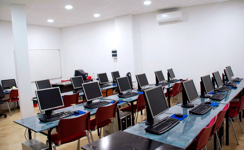 Aula 4 - Sala de Ordenadores